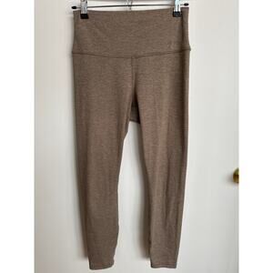 Quince Ultra-Soft Performance Legging 25" Heather Oatmeal, Size Medium, EUC